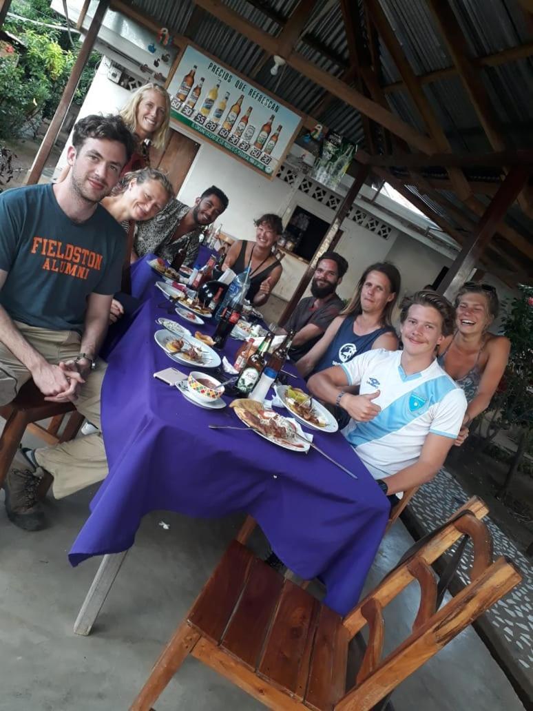 Hostal La Cascada San Ramon Mérida Exteriör bild